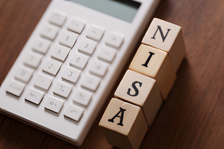 NISAで損をしたくない未経験者へ｜元本割れを防ぐ安全な始め方と月額設定の目安